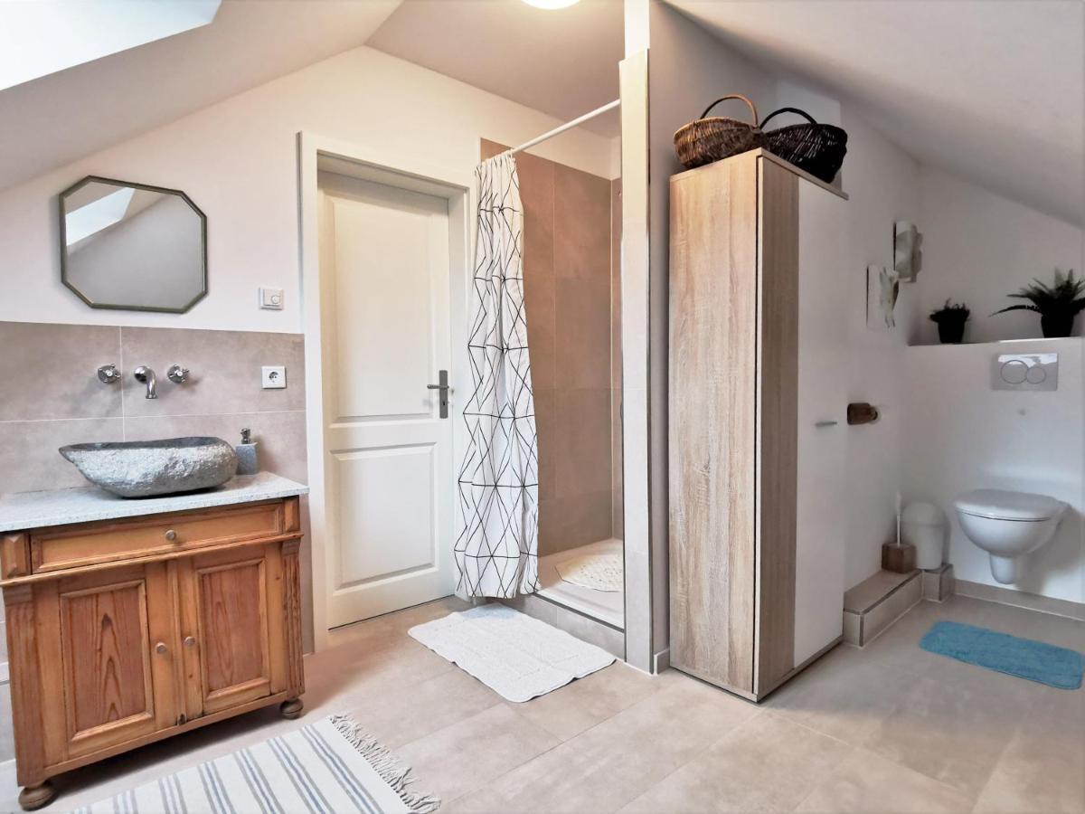 Scholz-Riewerts - Gemuetliches Apartment Mit Kueche Fuer 2 Personen Silberstedt Bagian luar foto